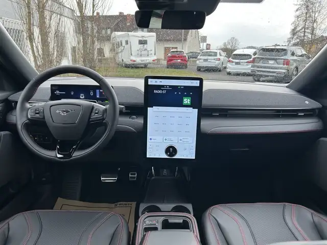 Ford Mustang Mach-E Mach-E Premium Extended Range  88kWh 276PS RWD Ansicht 14