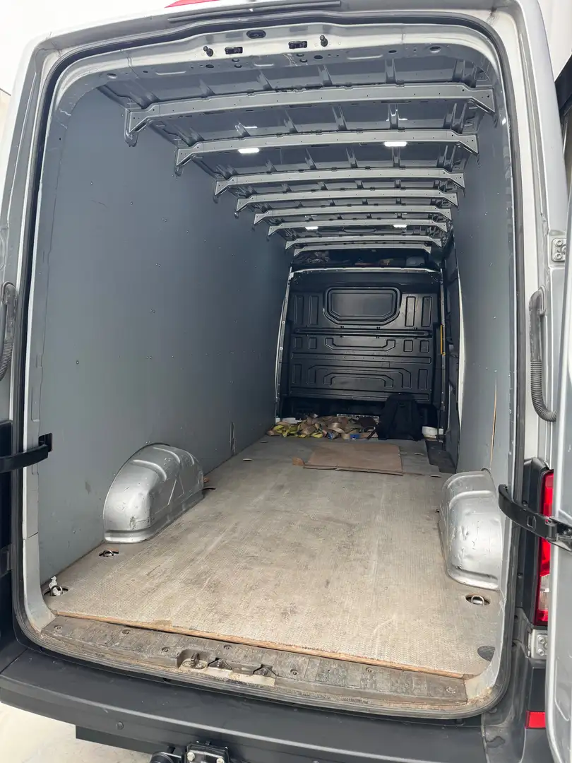 Volkswagen Crafter Crafter 35 TDI Autm. VA Trendline Grijs - 2