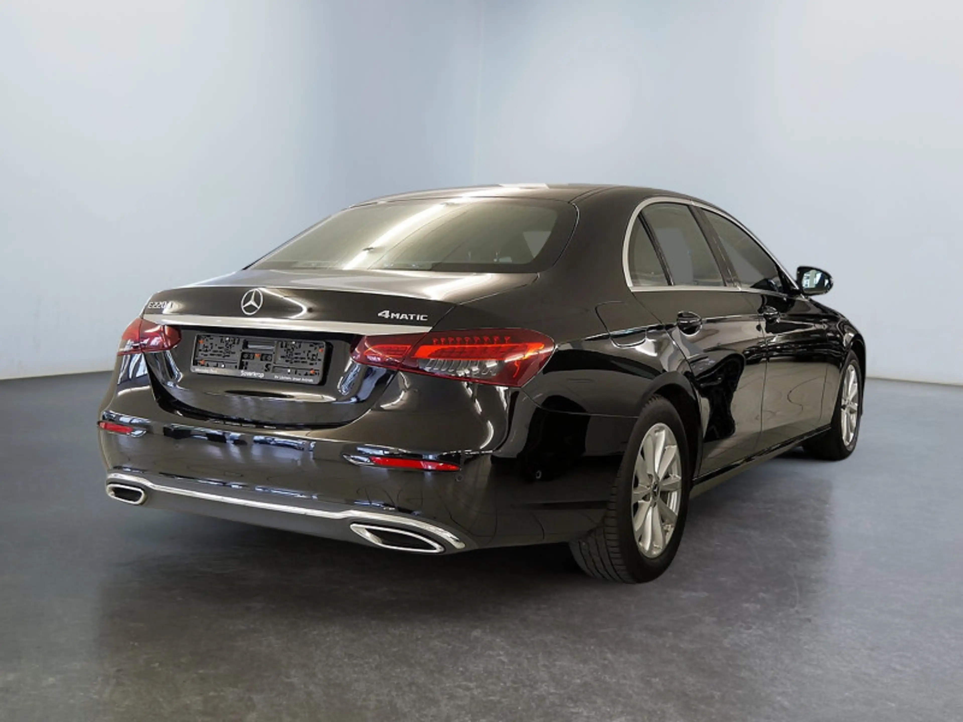 Mercedes-Benz E 220 d 4M // AVANTGARDE WIDE 360 AHK KAMERA PDC — photo 5