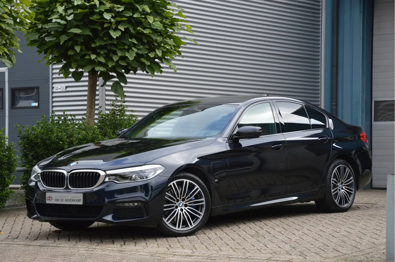 BMW 530 5-serie 530e xDrive iPerformance eDrive Edition M- Schwarz - 1