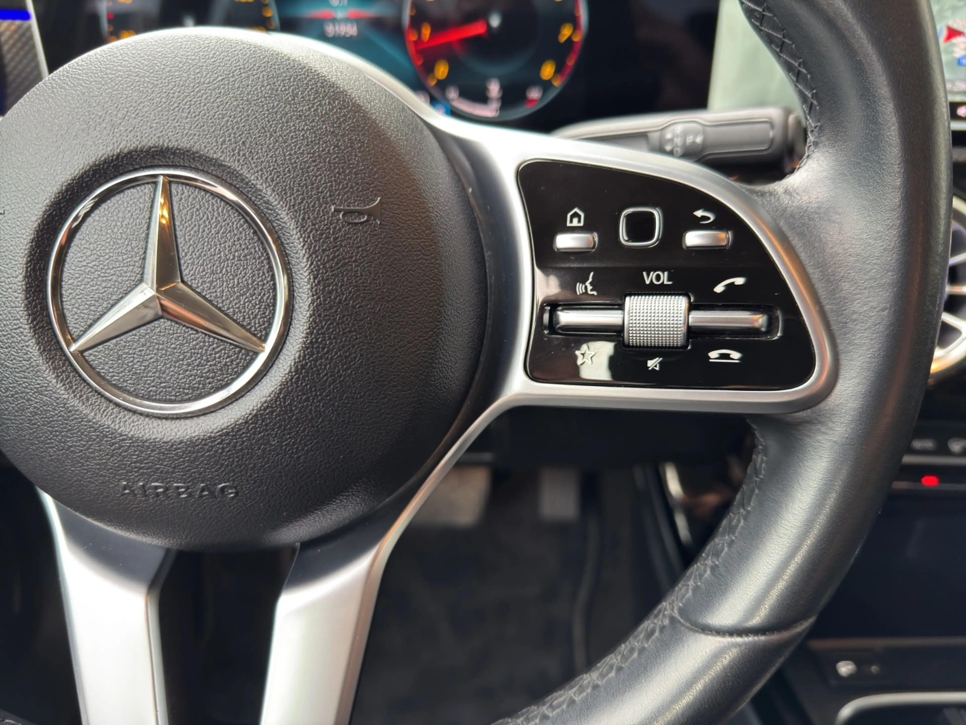 Mercedes-Benz A 200 Progressive PTS Shz Ambi Mbeam MBUX AUT — photo 14
