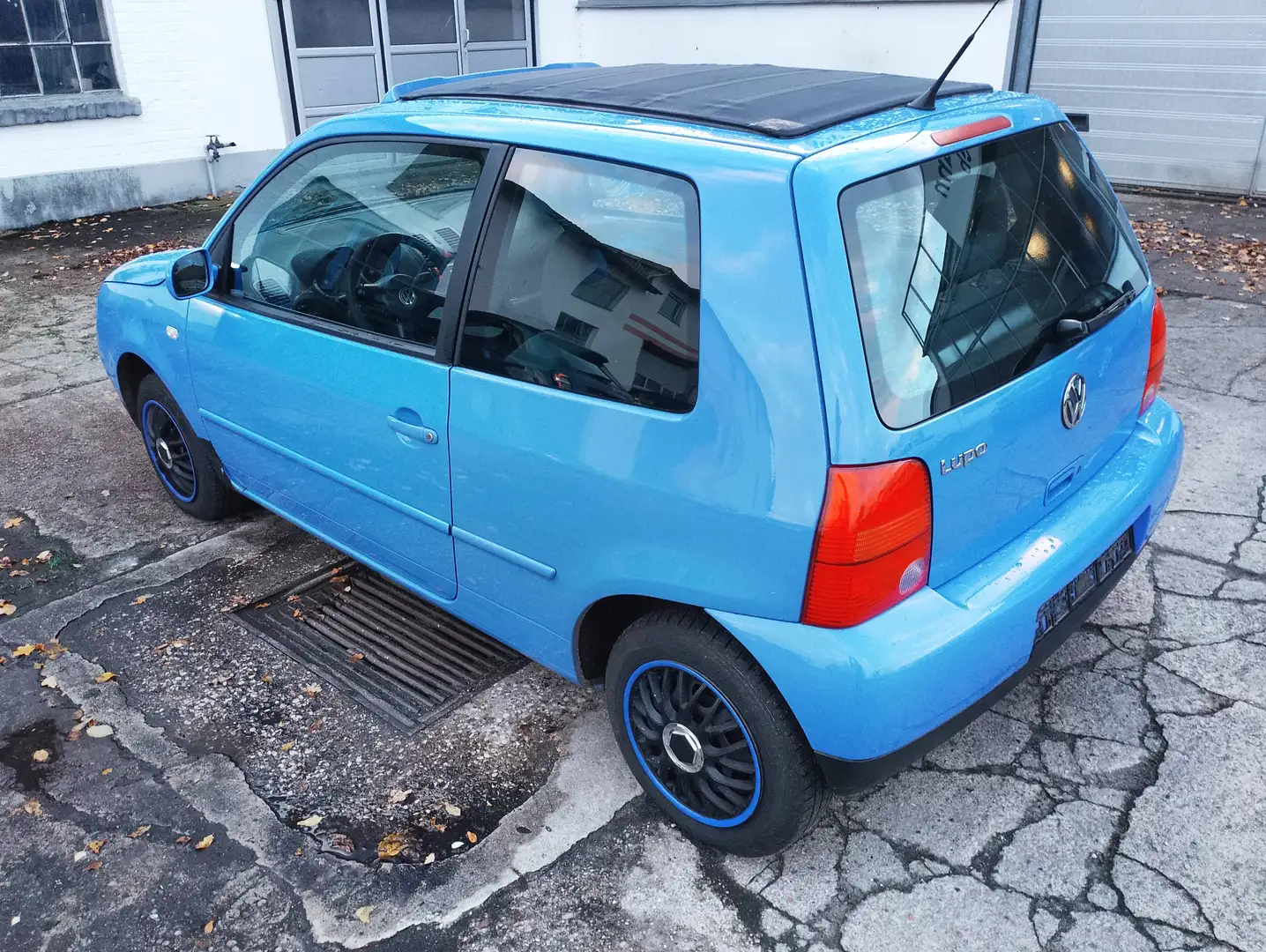 Volkswagen Lupo Lupo 1.0 Blau - 2