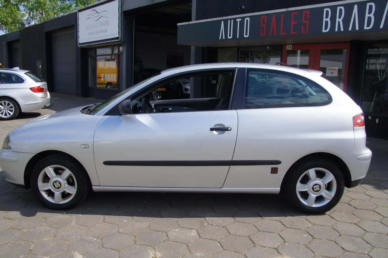 SEAT Ibiza 1.4-16V Sport Gris - 2