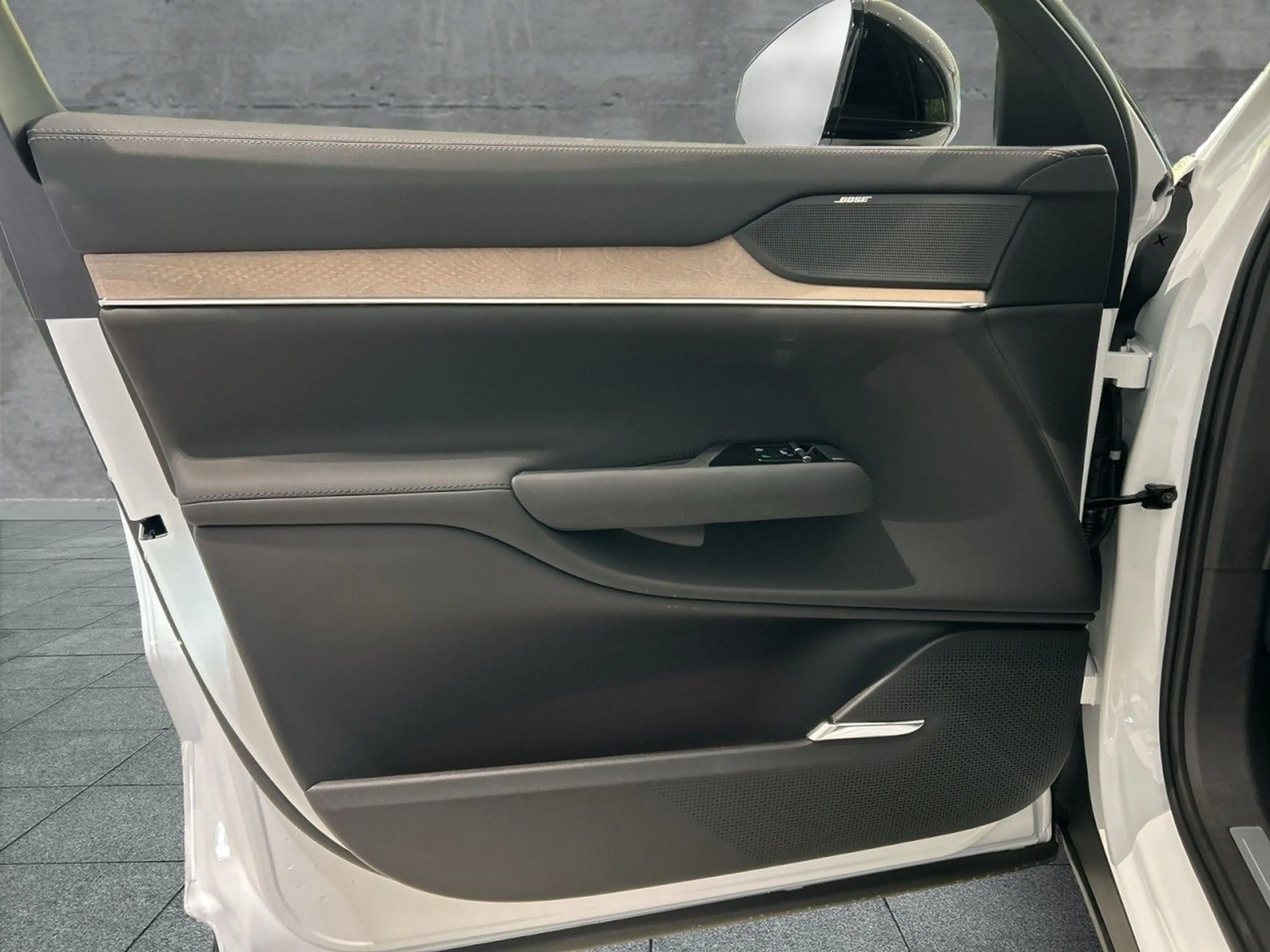 Volvo EX90 Twin Motor AWD Plus 7-Sitzer 106kWh Klima — photo 15