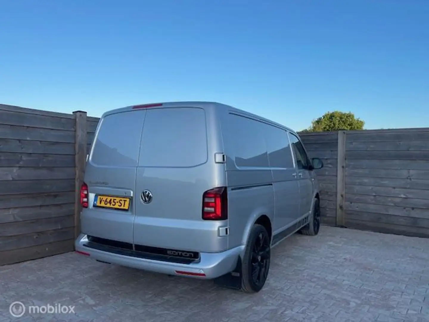 Volkswagen T6 Transporter 2.0 TDI L1H1 Highline DSG- 20Inch - 2