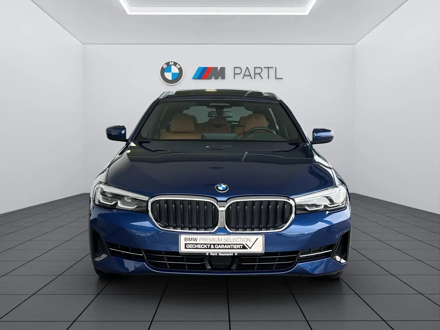 BMW 520 d xDrive Touring LED DA-Prof RFK AHK Pano Bleu - 2
