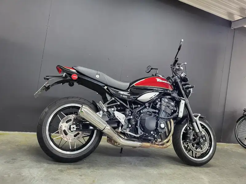 Kawasaki Z900RS - foto 3