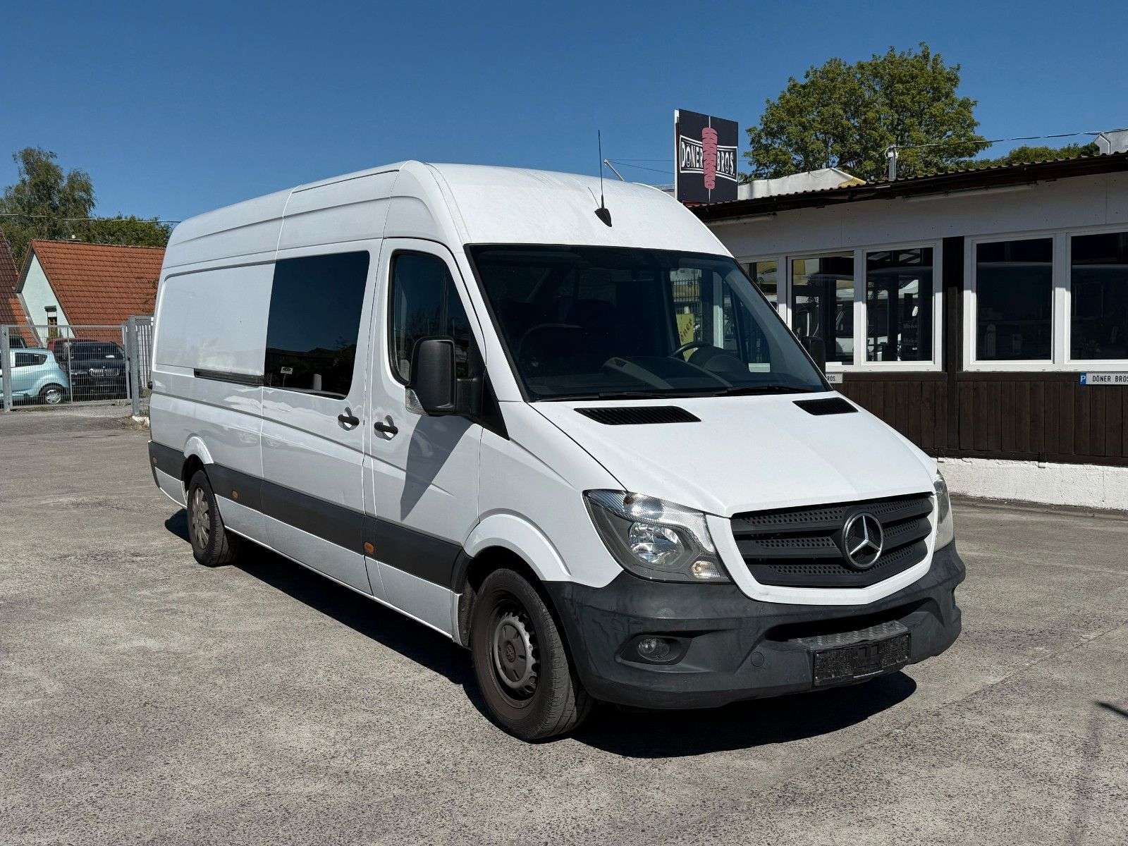 Second hand Mercedes Benz Sprinter 