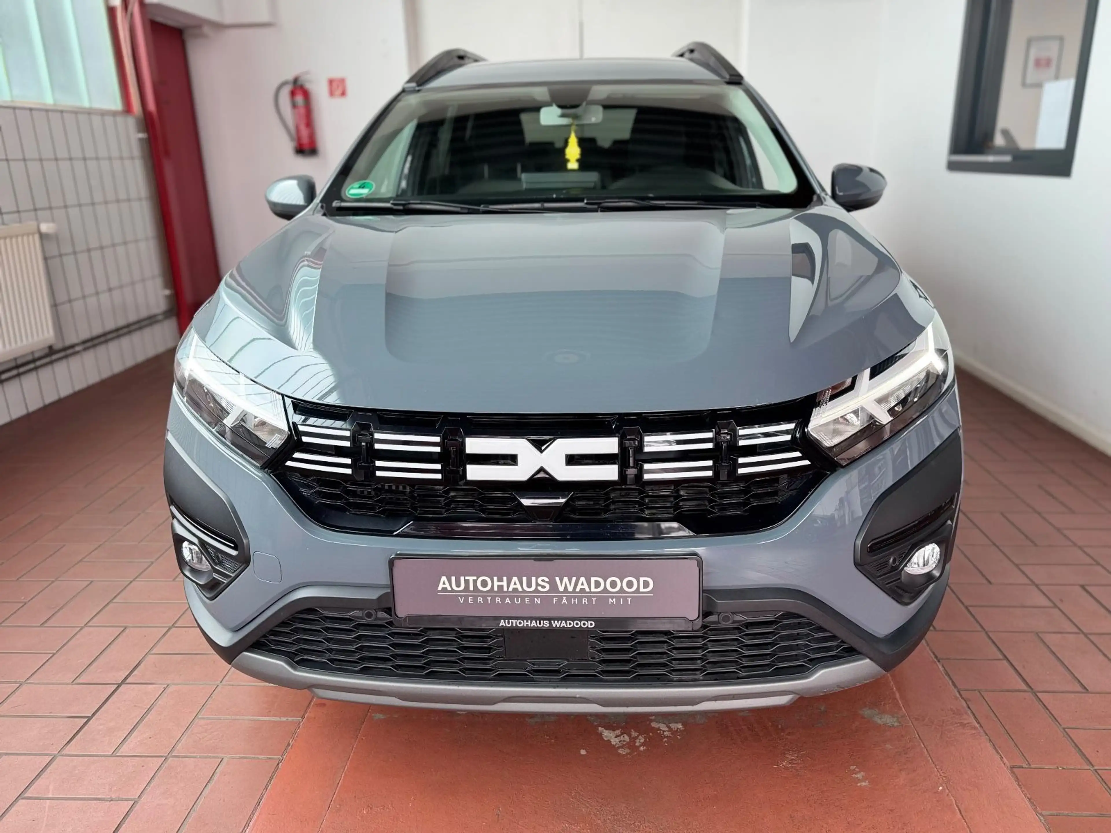 Dacia Jogger 1.0 TCE Expression/1.Hd/LPG/Kamera/7Sitze — photo 2
