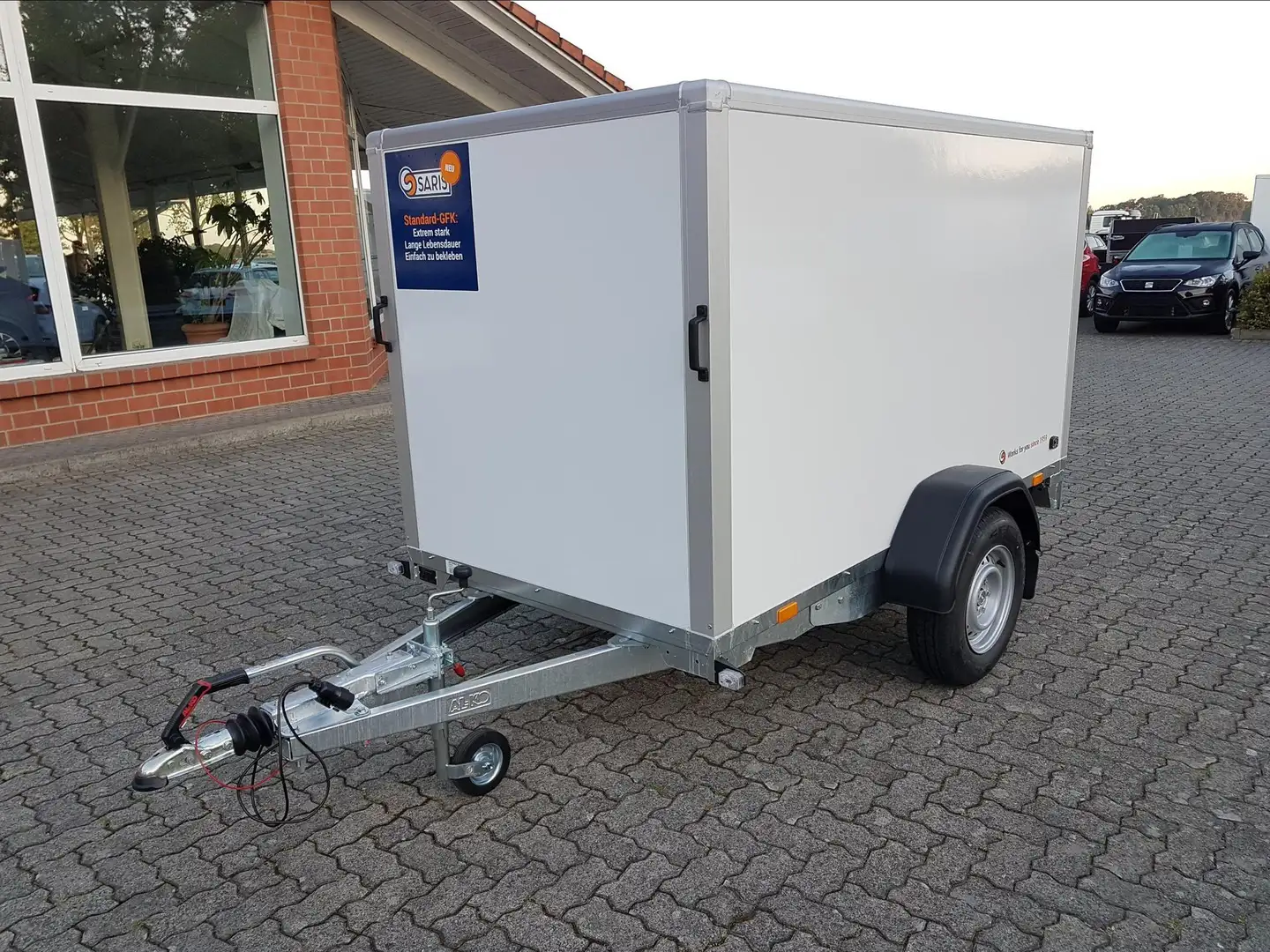 Saris Kofferanhänger GO 256 134 138 1350 1 1,35t Garage - 1