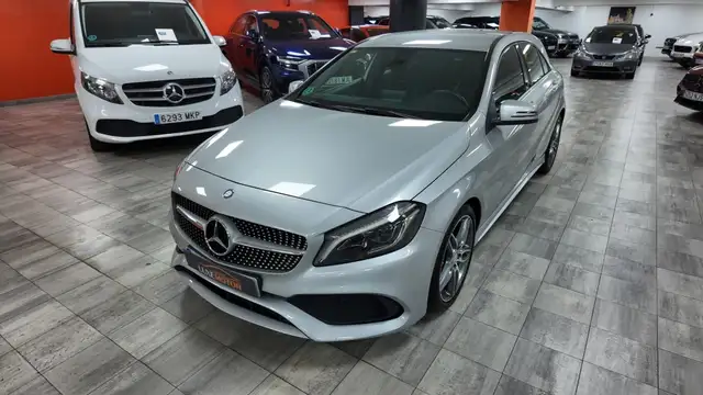 Mercedes-Benz A 200 200CDI BE AMG Line 7G-DCT