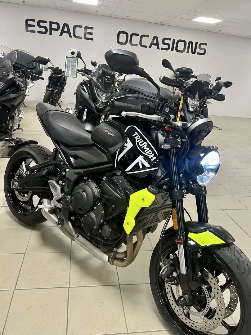 Triumph Trident 660 Schwarz - 1