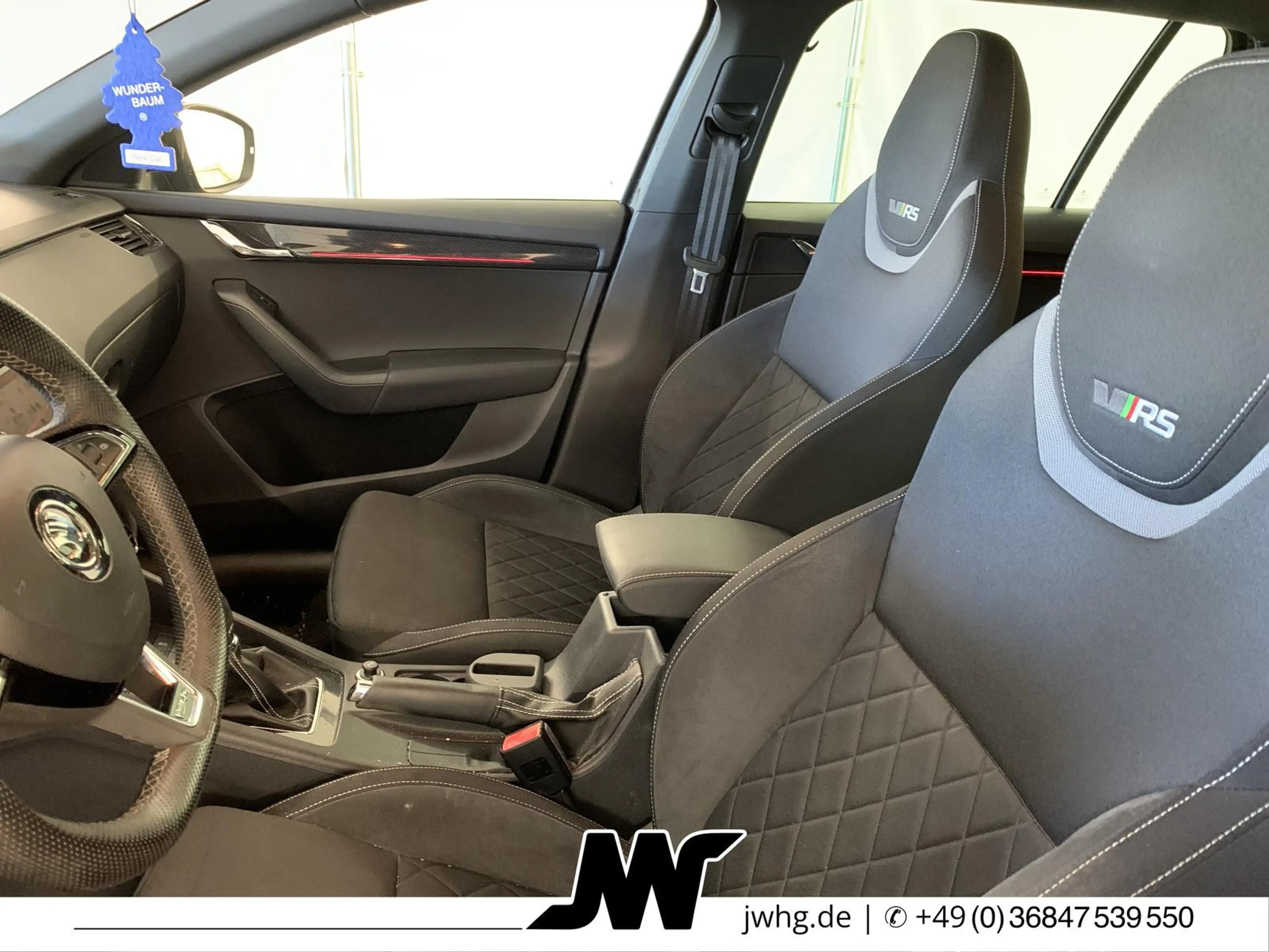 Skoda Octavia RS BLACK/LED/CARPLAY/NAVI/18Z/SPORTSITZE — photo 9
