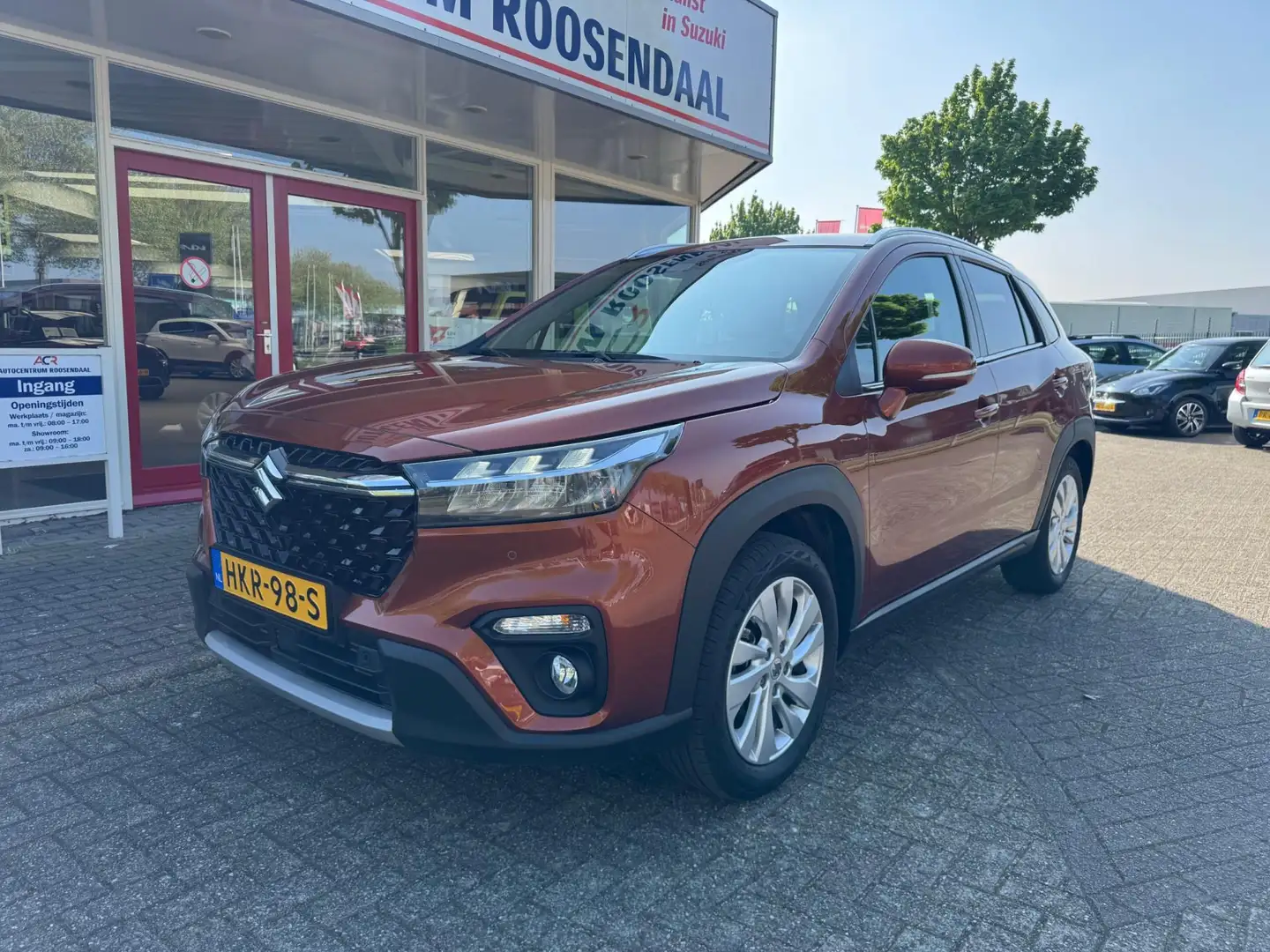 Suzuki S-Cross 1.4 Boosterjet Select Smart Hybrid 1500 kg trekgew Marrone - 2