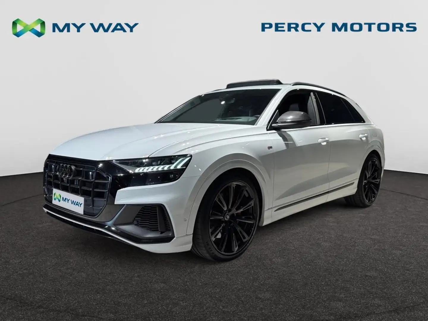 Audi Q8 PHEV Audi Q8 TFSIe Competition Plus 60 TFSI e quat Wit - 1