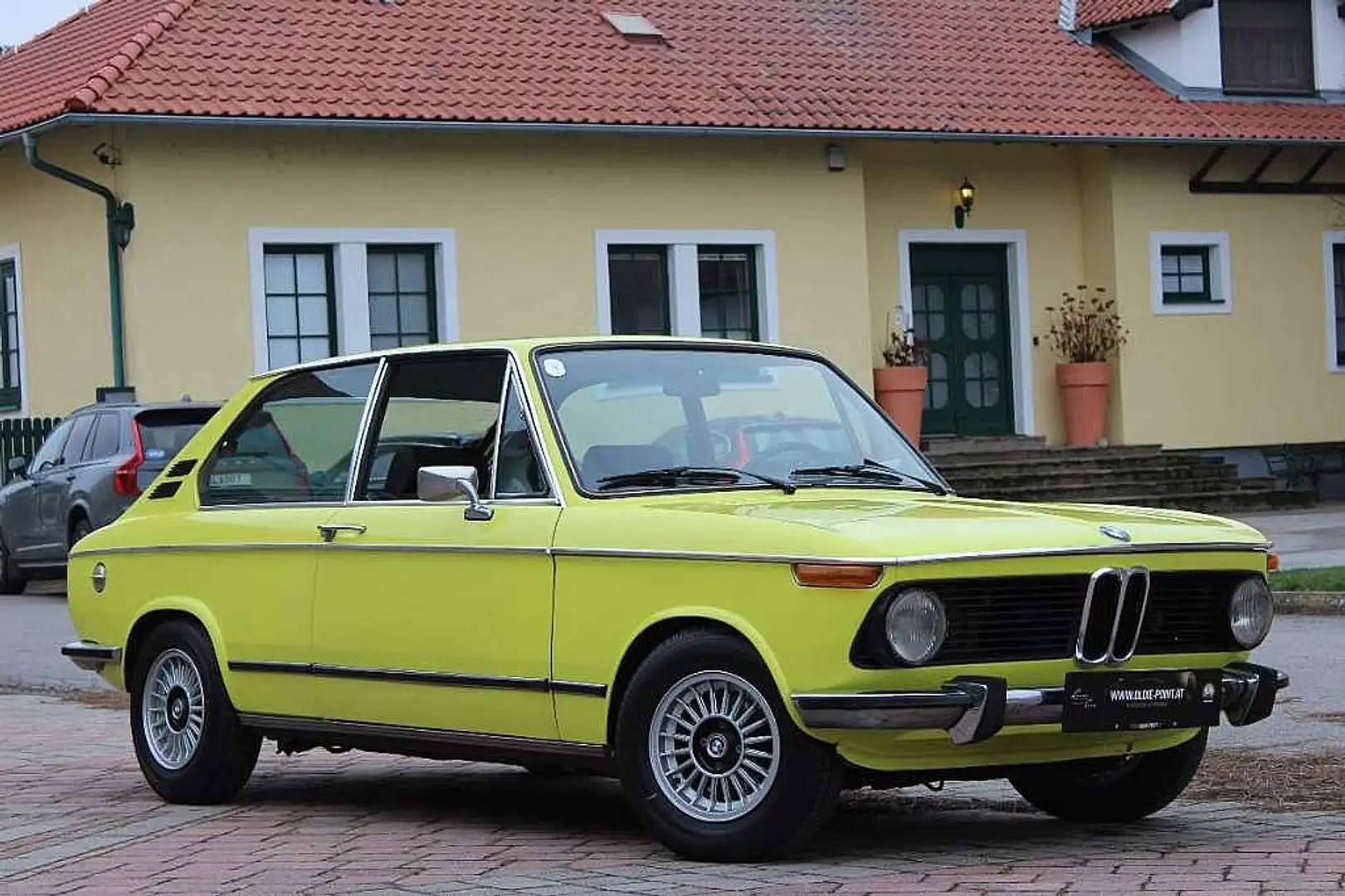 BMW 2002 tii touring Gelb - 1