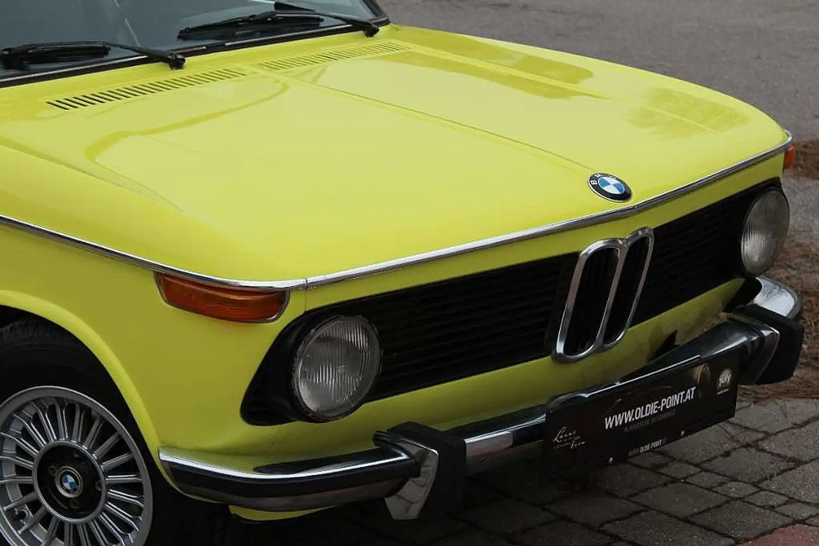 BMW 2002 tii touring Gelb - 2
