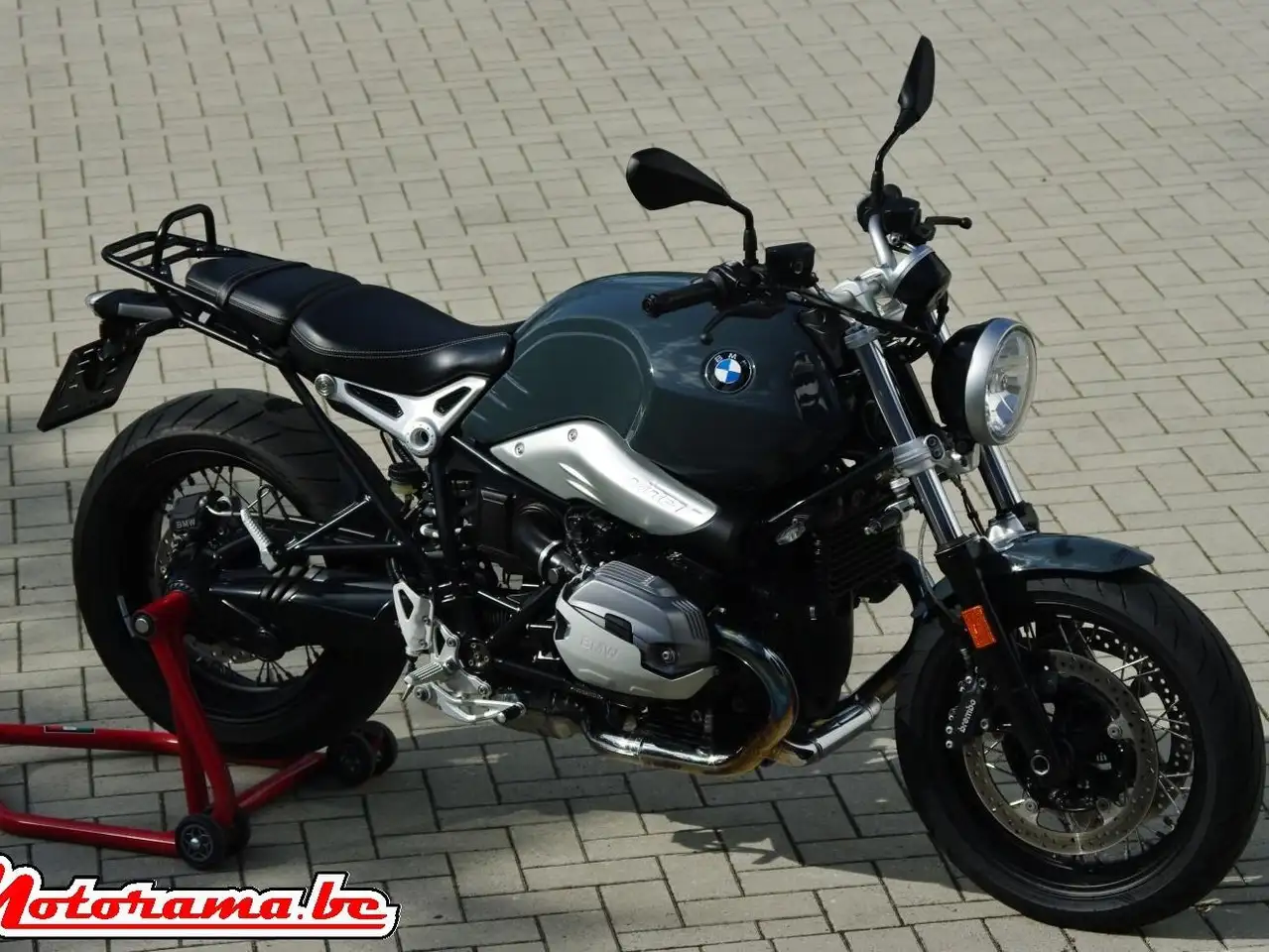 BMW R nineT