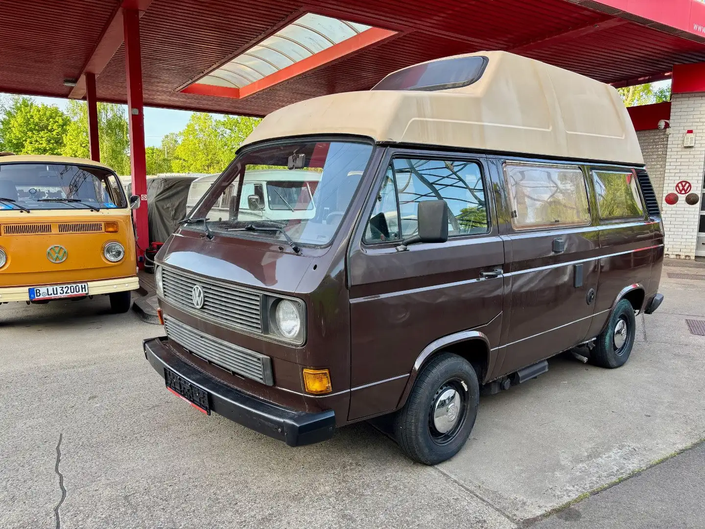 Volkswagen T3 Westfalia Club Joker Hochdach Braun - 1