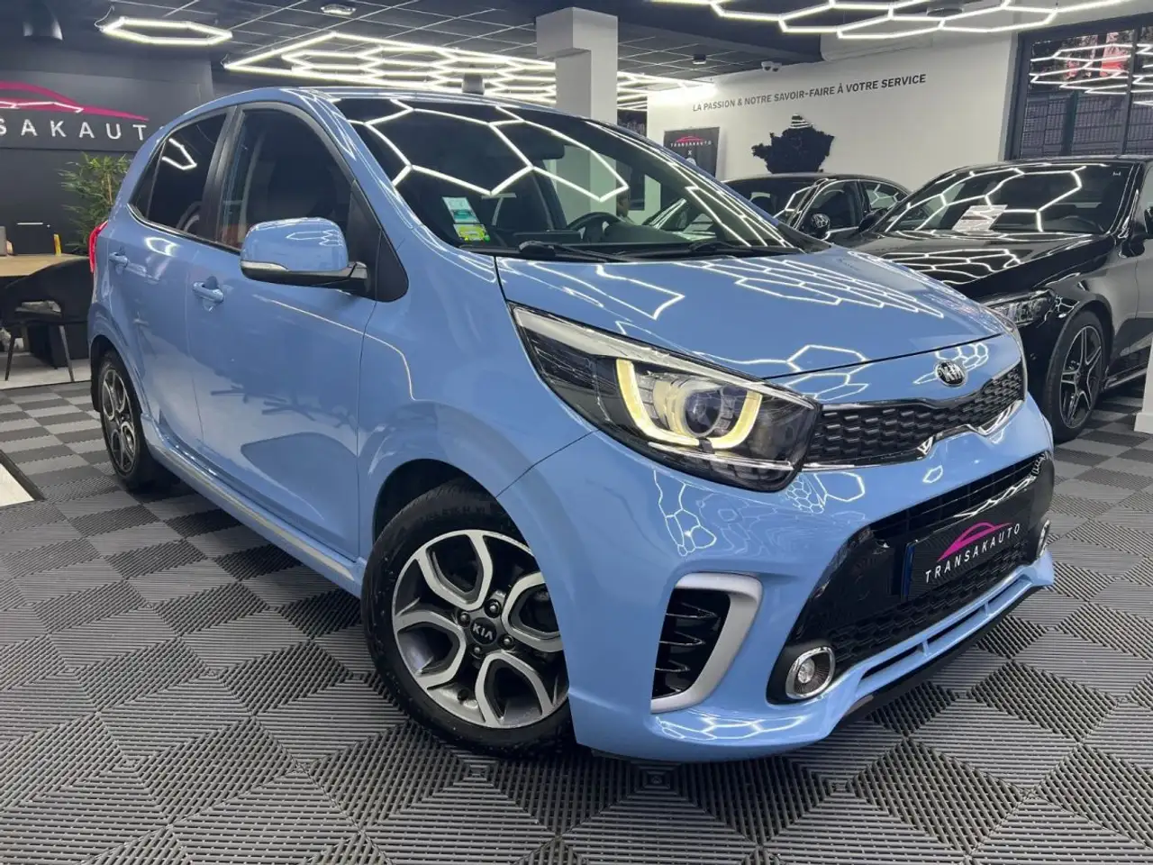 Kia Picanto 1.2 essence MPi 84 ch BVA4 GT Line