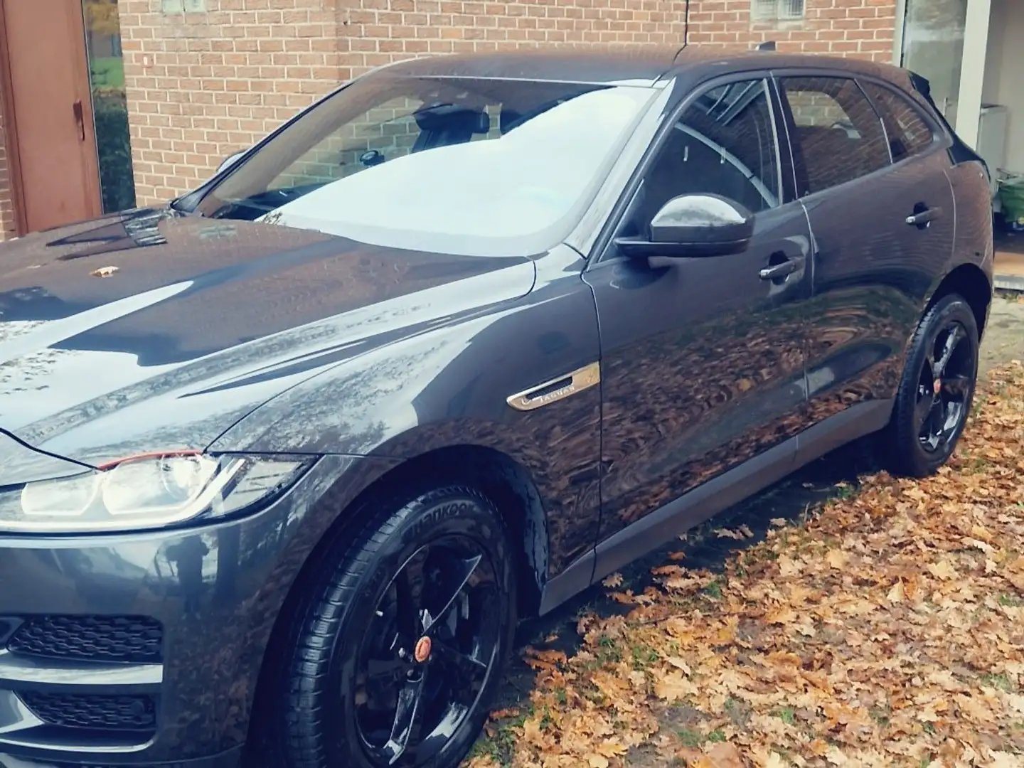 Jaguar F-Pace 20d AWD Aut. R-Sport - 1