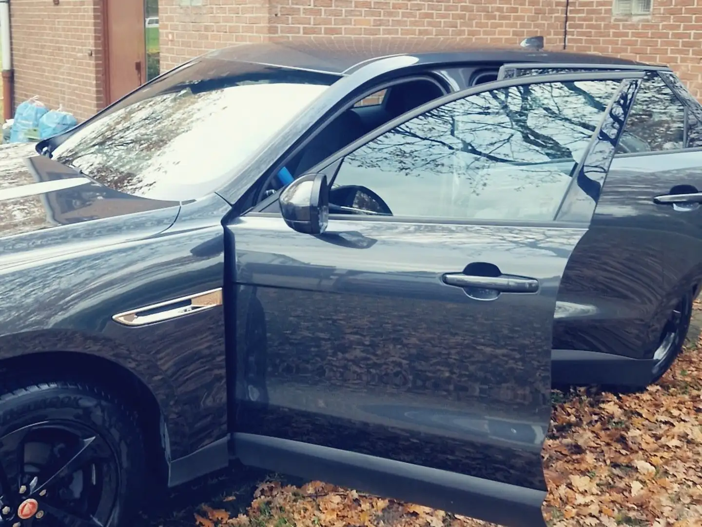 Jaguar F-Pace 20d AWD Aut. R-Sport - 2