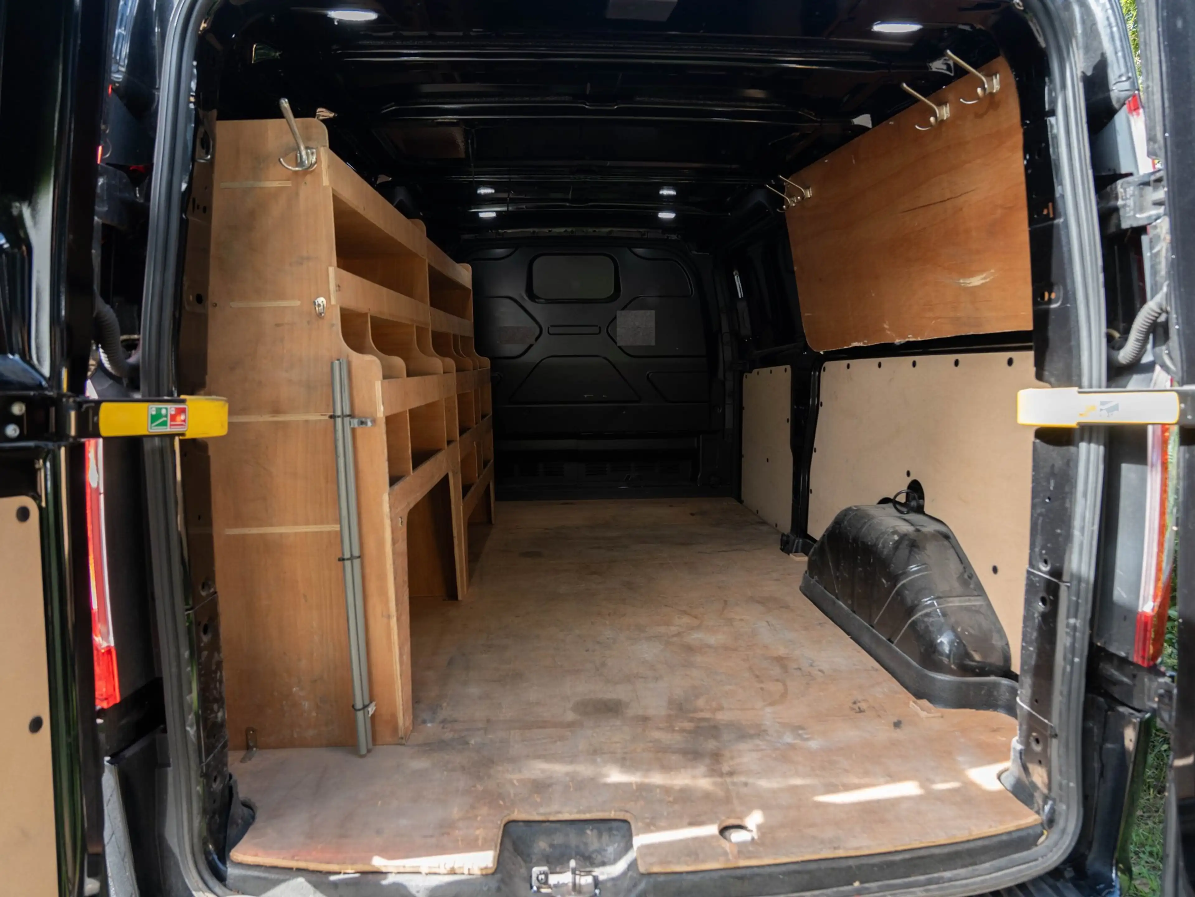 Ford Transit Custom 300 2.0 TDCI L2H2 Trail | APPLE CARPLAY | XENON | — photo 9