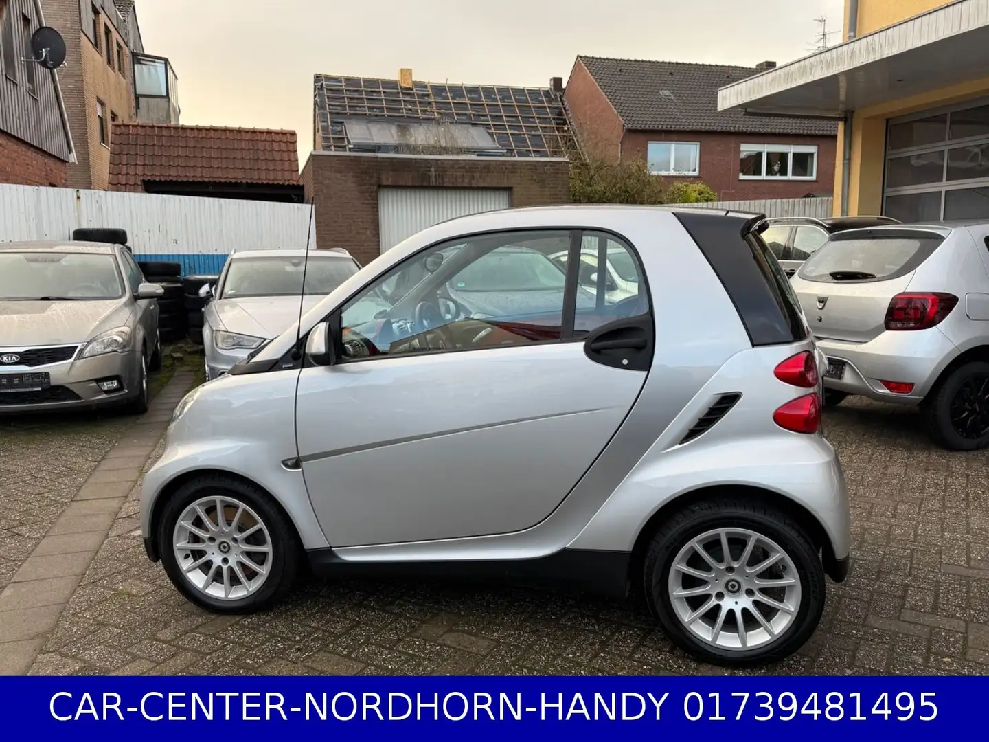 smart forTwo fortwo coupe 52kW*KLIMA*AUTOMATIK*PANO*** Silber - 2