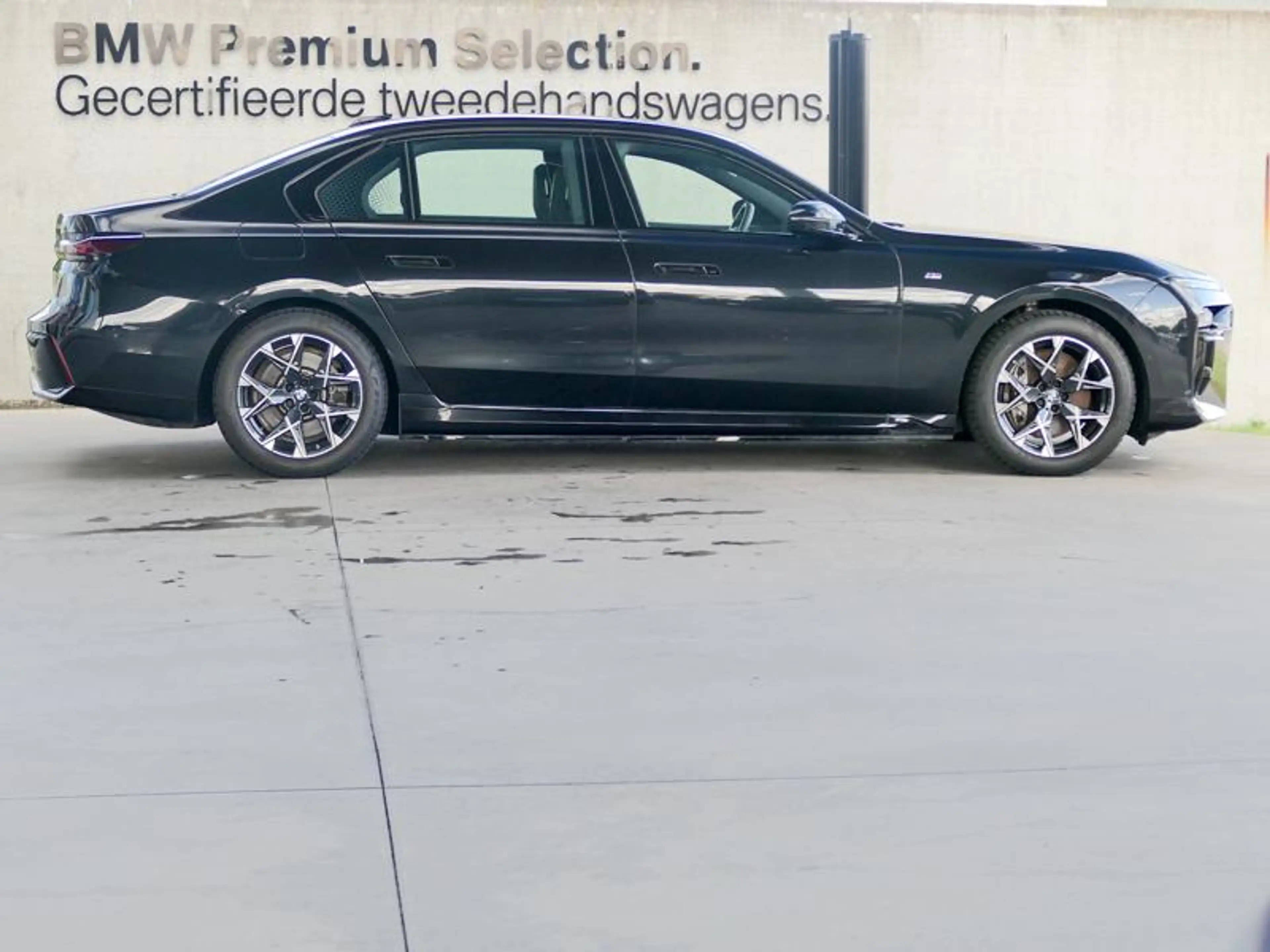BMW i7 eDrive50 M Sport | DRIVE PRO | PARK PRO — photo 3