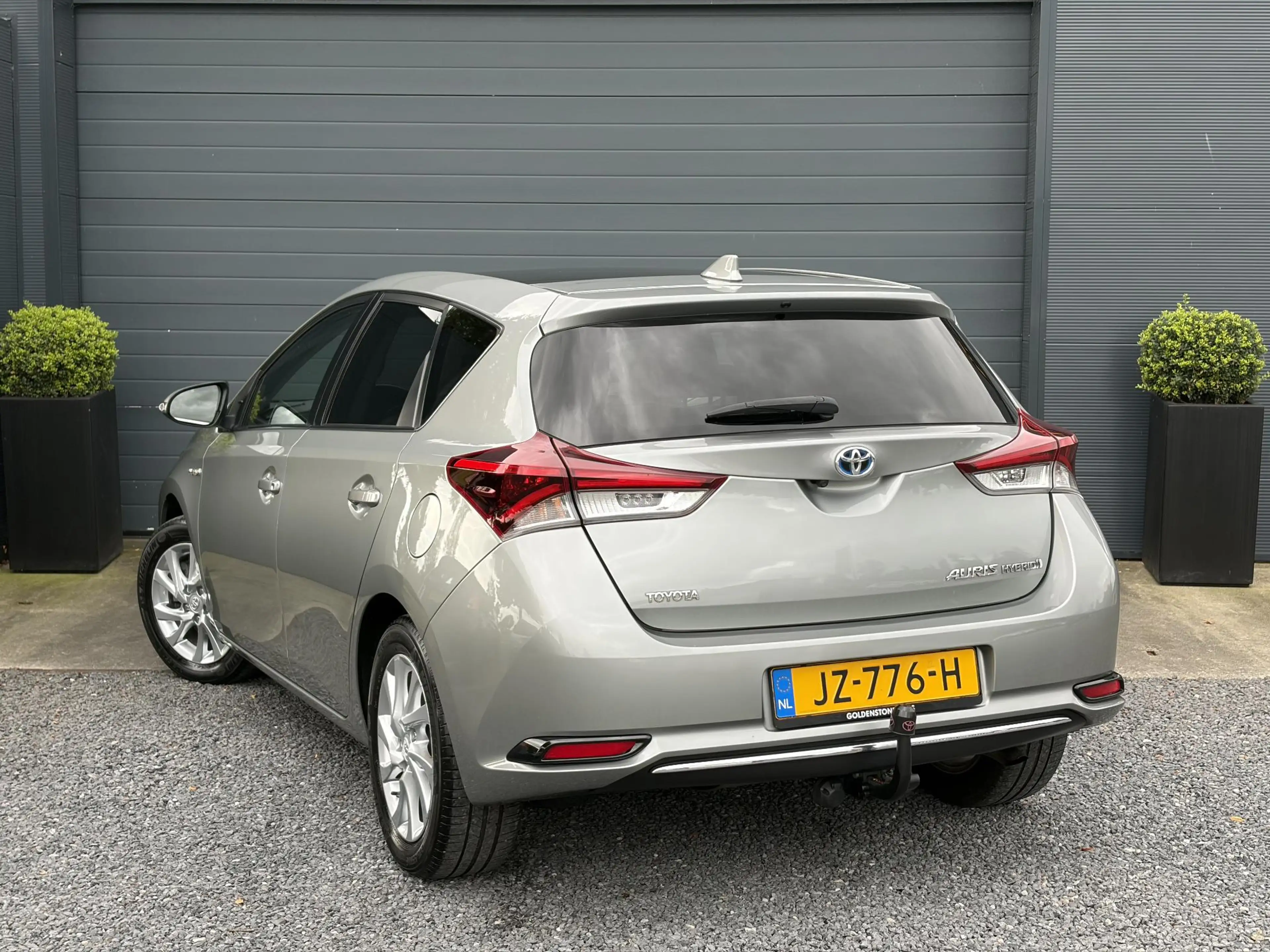 Toyota Auris 1.8 Hybrid Trend ✓Dealer Onderhouden✓2e Eigenaar✓P — photo 5