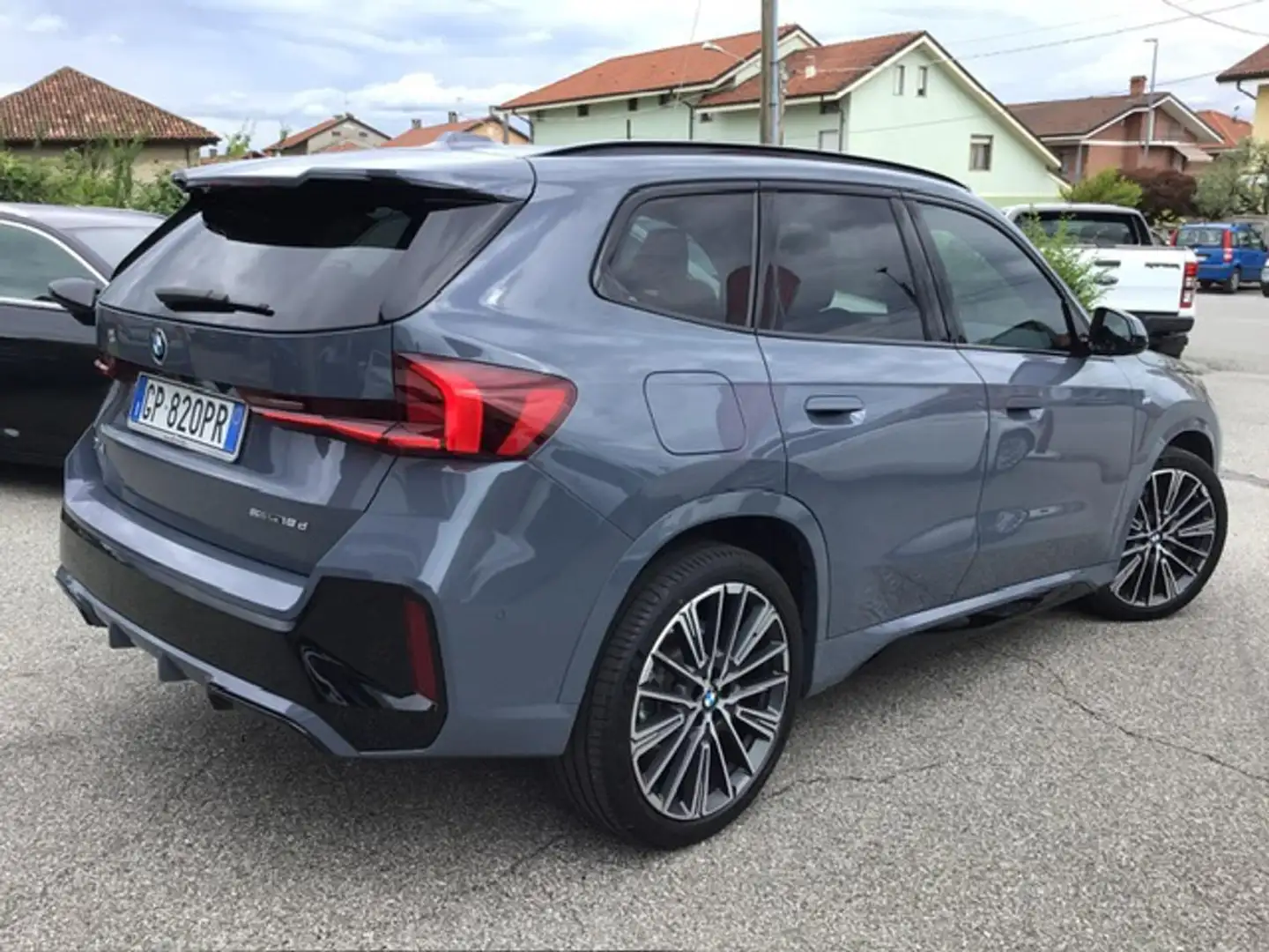 BMW X1 sDrive 18d Msport *pari al nuovo* Gris - 2