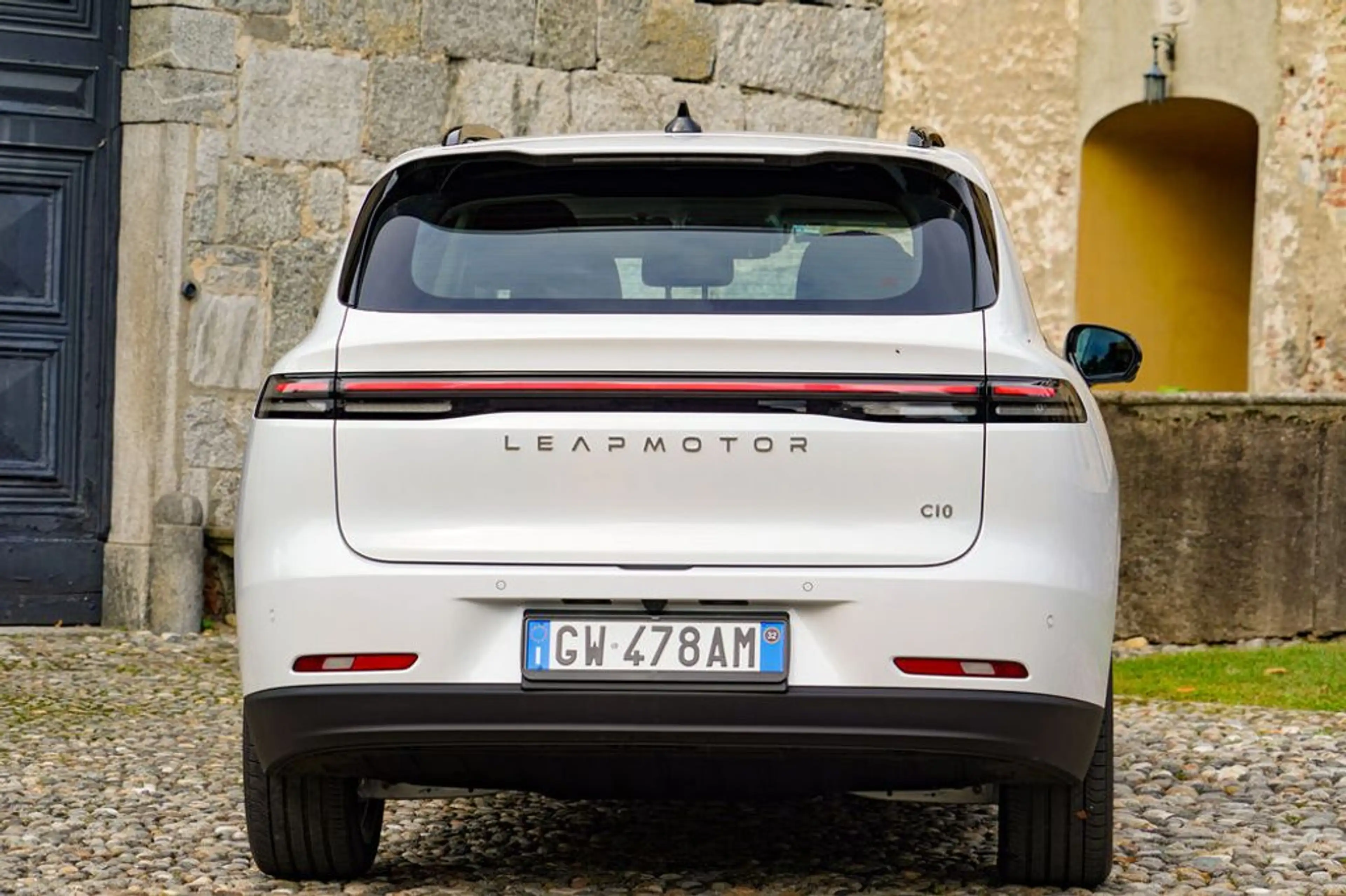 Leapmotor C10 C10 Elektro 81,9kWh Design ProMax — photo 2