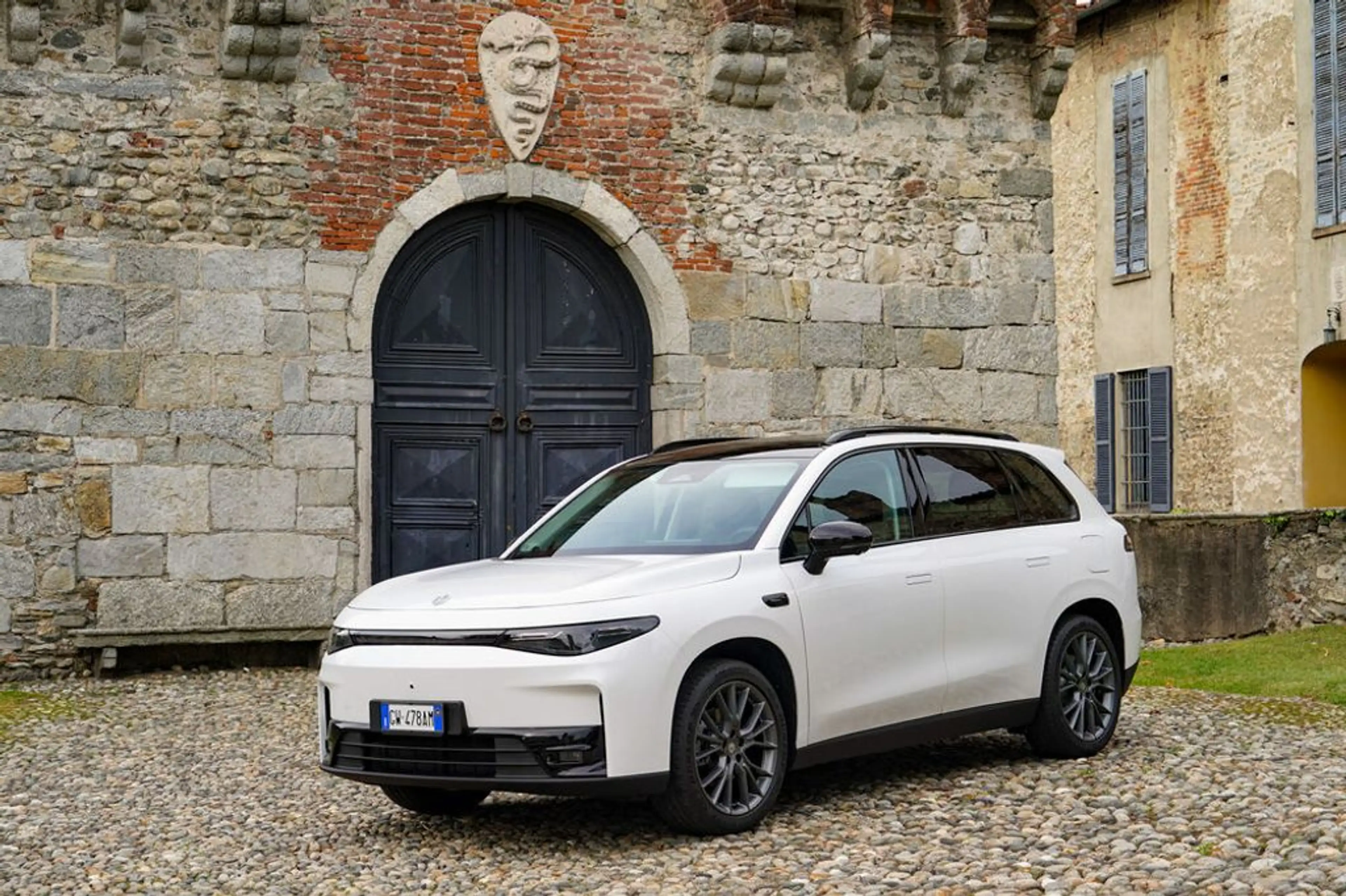 Leapmotor C10 C10 Elektro 81,9kWh Design ProMax — photo 3