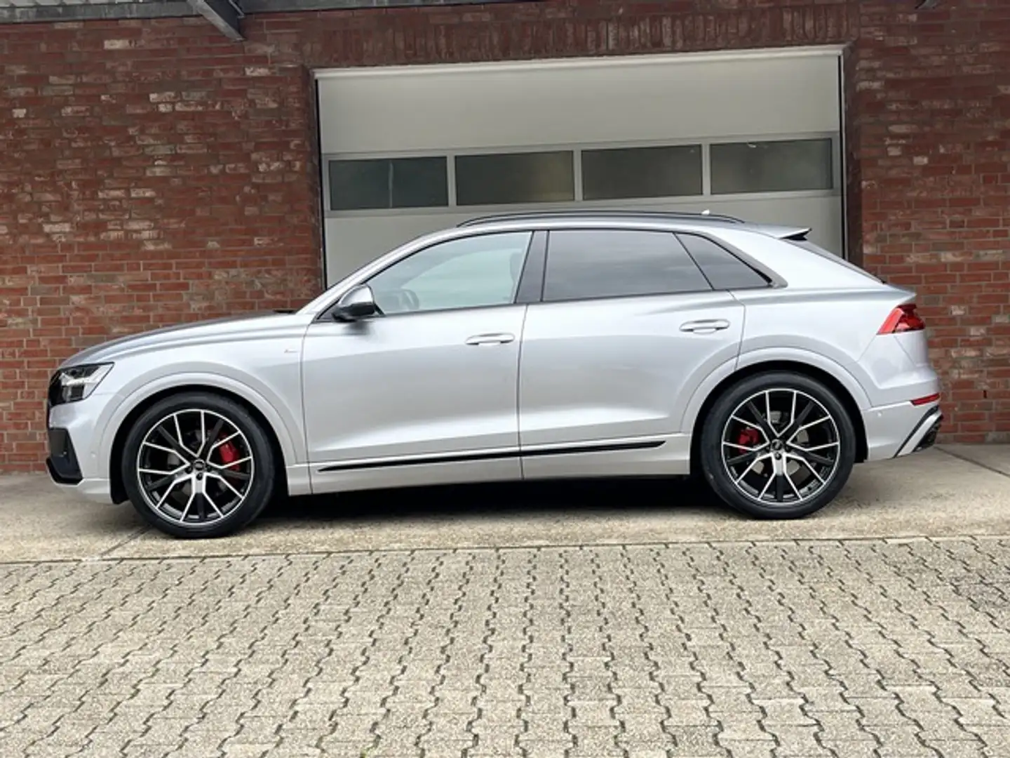 Audi Q8 S-Line SoftClose Matrix HeadUp B&O Argintiu - 2