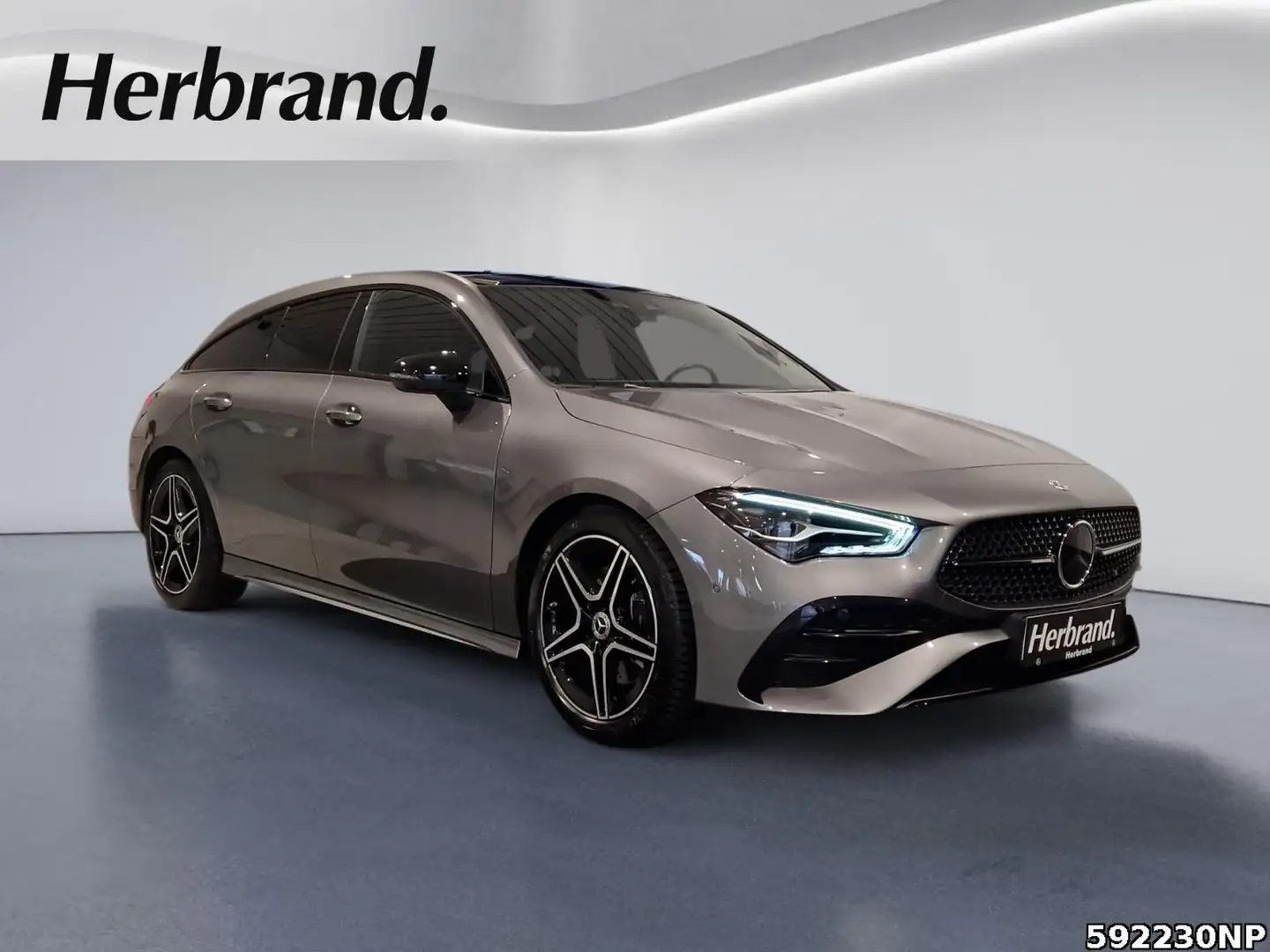 Mercedes-Benz CLA 200 AMG NIGHT KAMERA LED Grau - 2