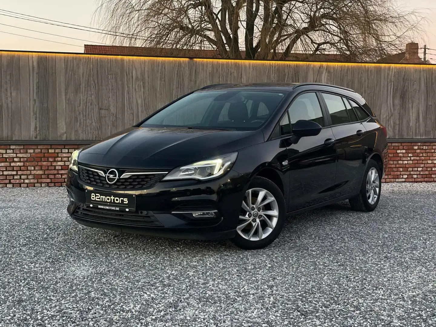 Opel Astra sports tourer/navi/carplay/airco/cruise/40.000km Schwarz - 1