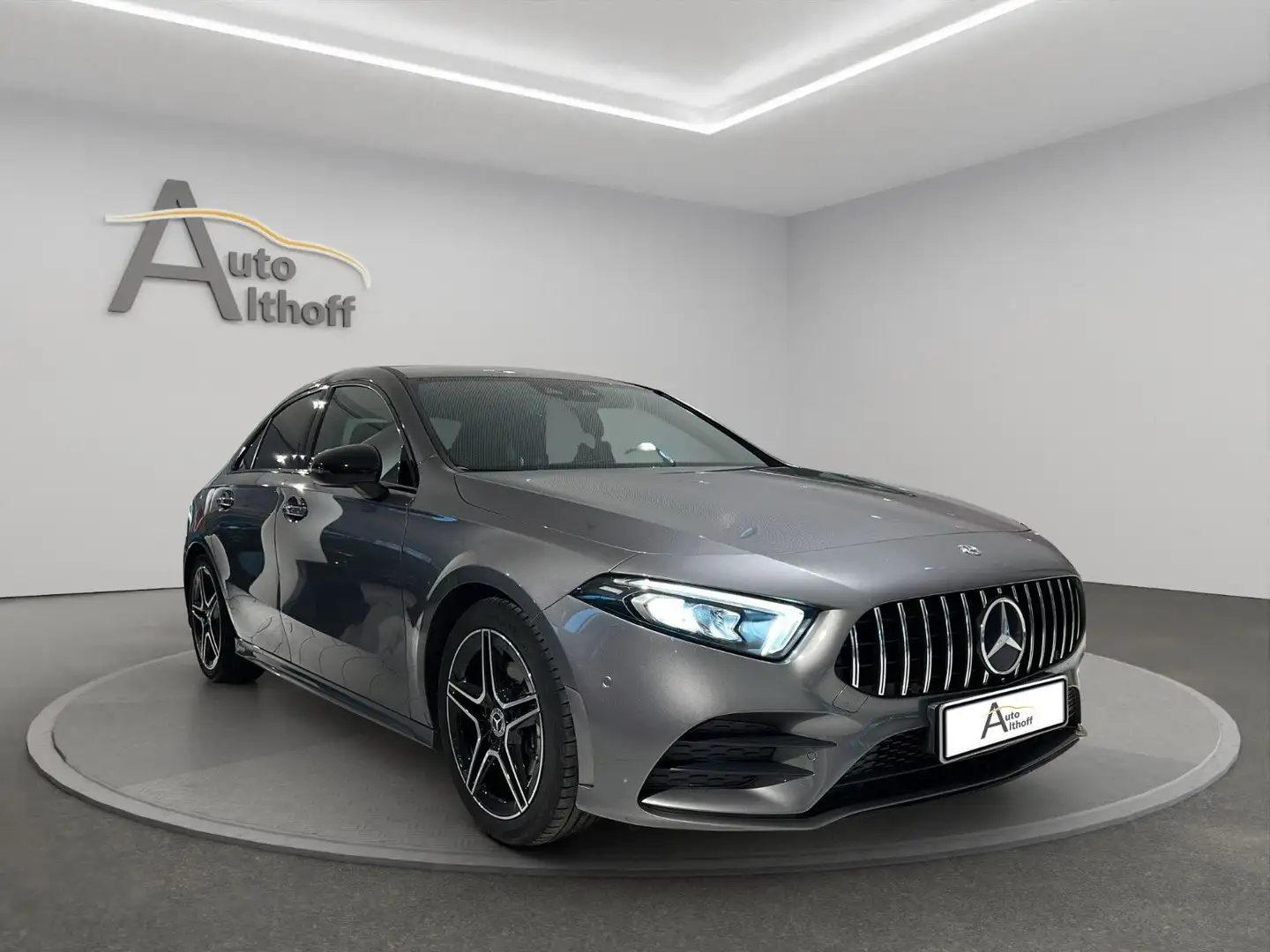 Mercedes-Benz A 200 A200 Lim. DCT AMG AMBI LED NAV PARK SOUND Grau - 1