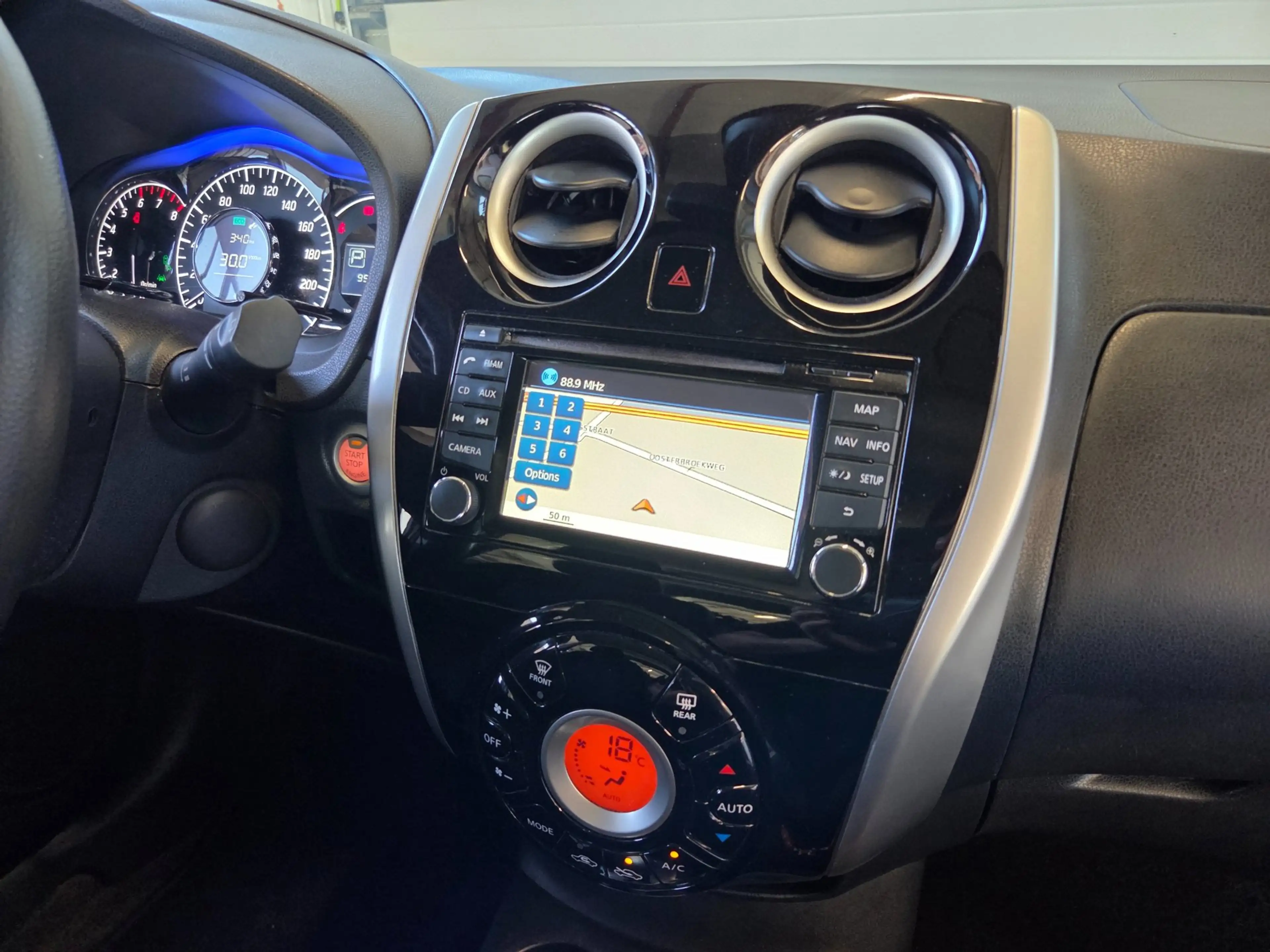 Nissan Note 1.2 DIG-S Connect Edition — photo 15