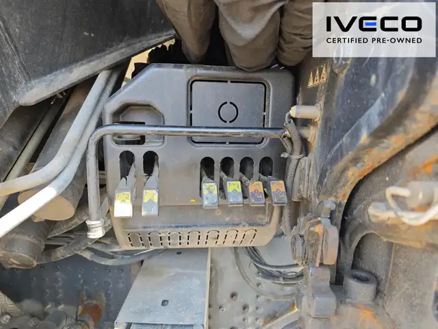 Iveco TRAKKER mit EFFER Kran 470/5S !!!Motor neu!!! Ansicht 13