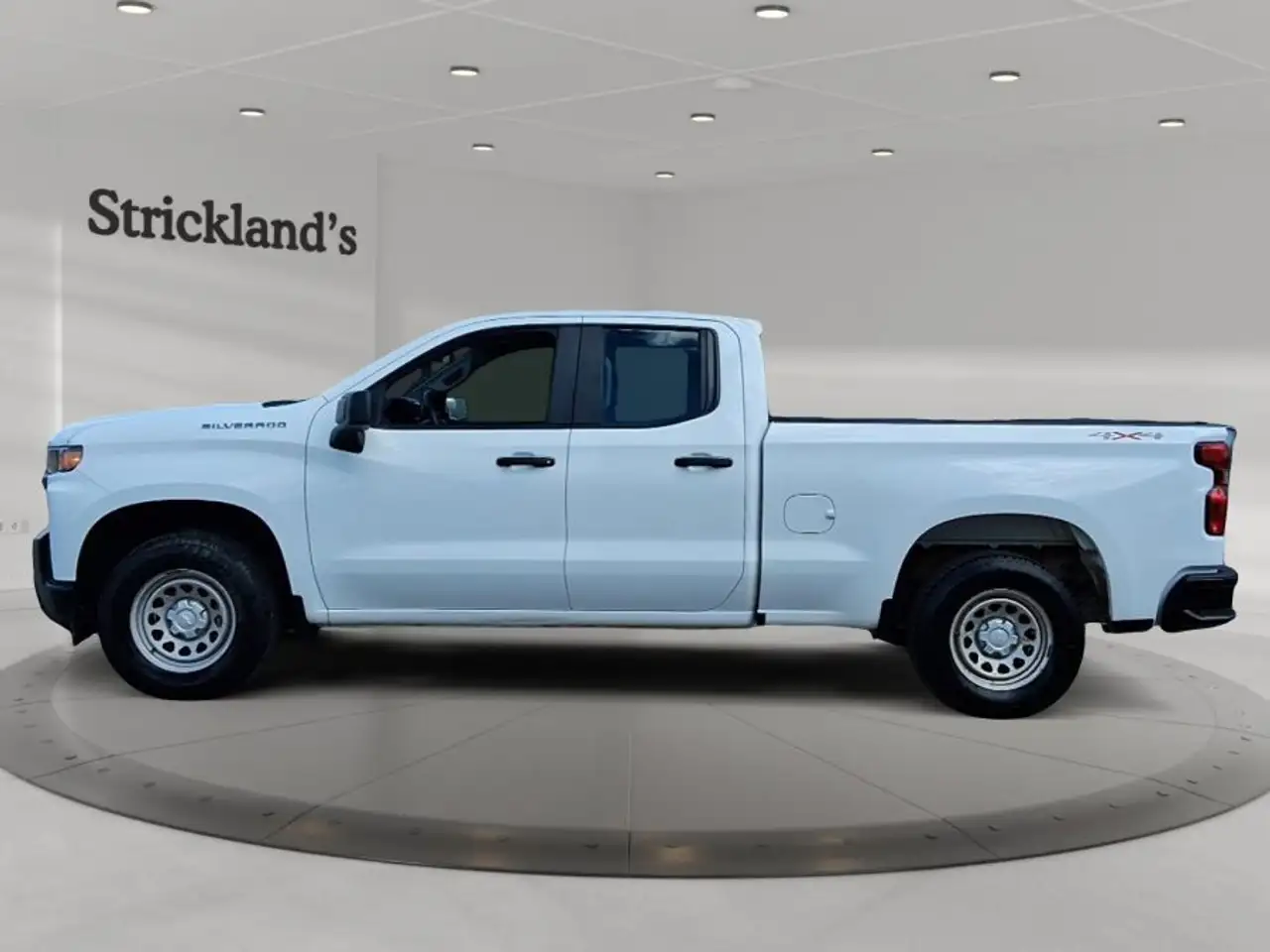 Chevrolet Silverado 1500 photo Chevrolet Silverado 1500