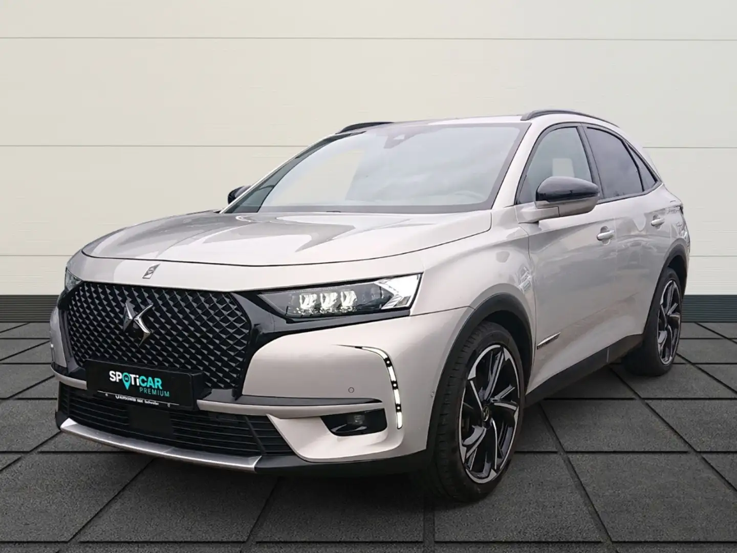 DS Automobiles DS 7 Crossback E-TENSE 4x4 LOUVRE Hifi Panodach Night Vision Grau - 2