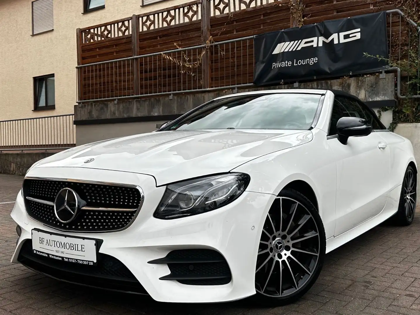 Mercedes-Benz E 220 d 3x AMG Sitzkl*MBeam*Airscarf*Distr+*Burm Bianco - 1
