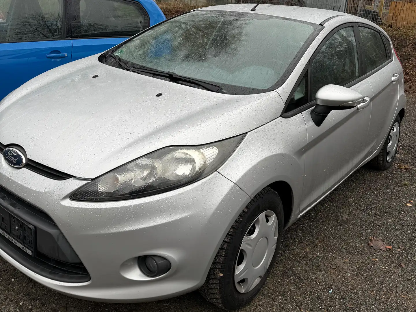 Ford Fiesta Wenig Kilometer Silber - 2