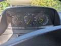 Mercedes-Benz 240 D Beige - thumbnail 7