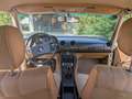 Mercedes-Benz 240 D Beige - thumbnail 11