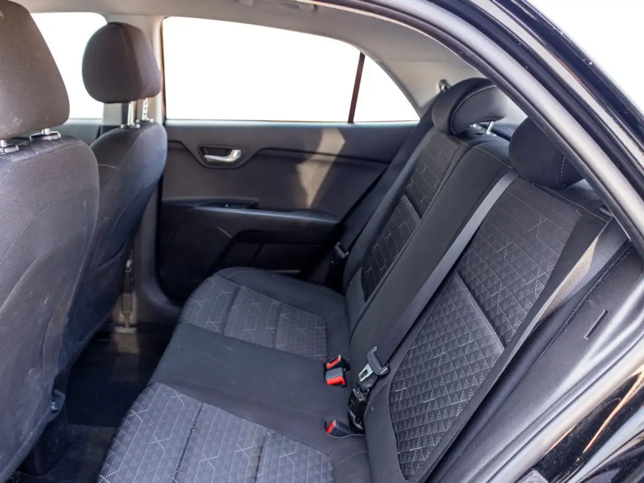 Kia Rio снимка Kia Rio