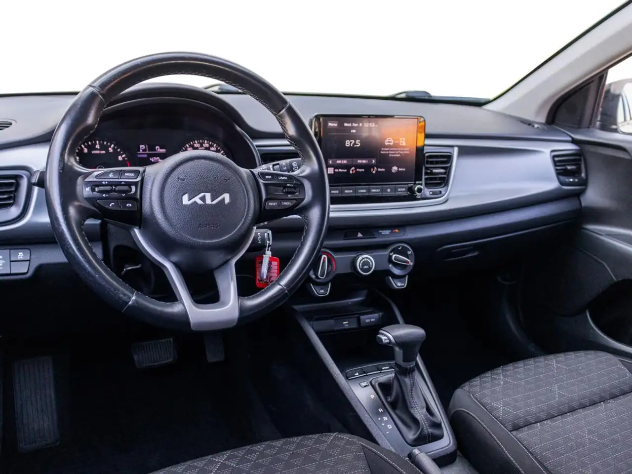 Kia Rio снимка Kia Rio