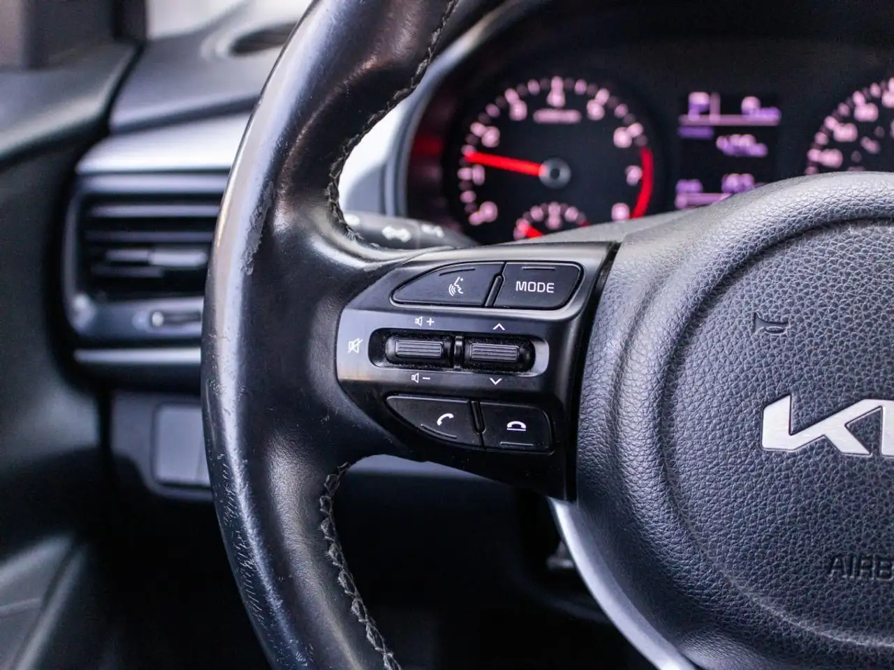 Kia Rio снимка Kia Rio