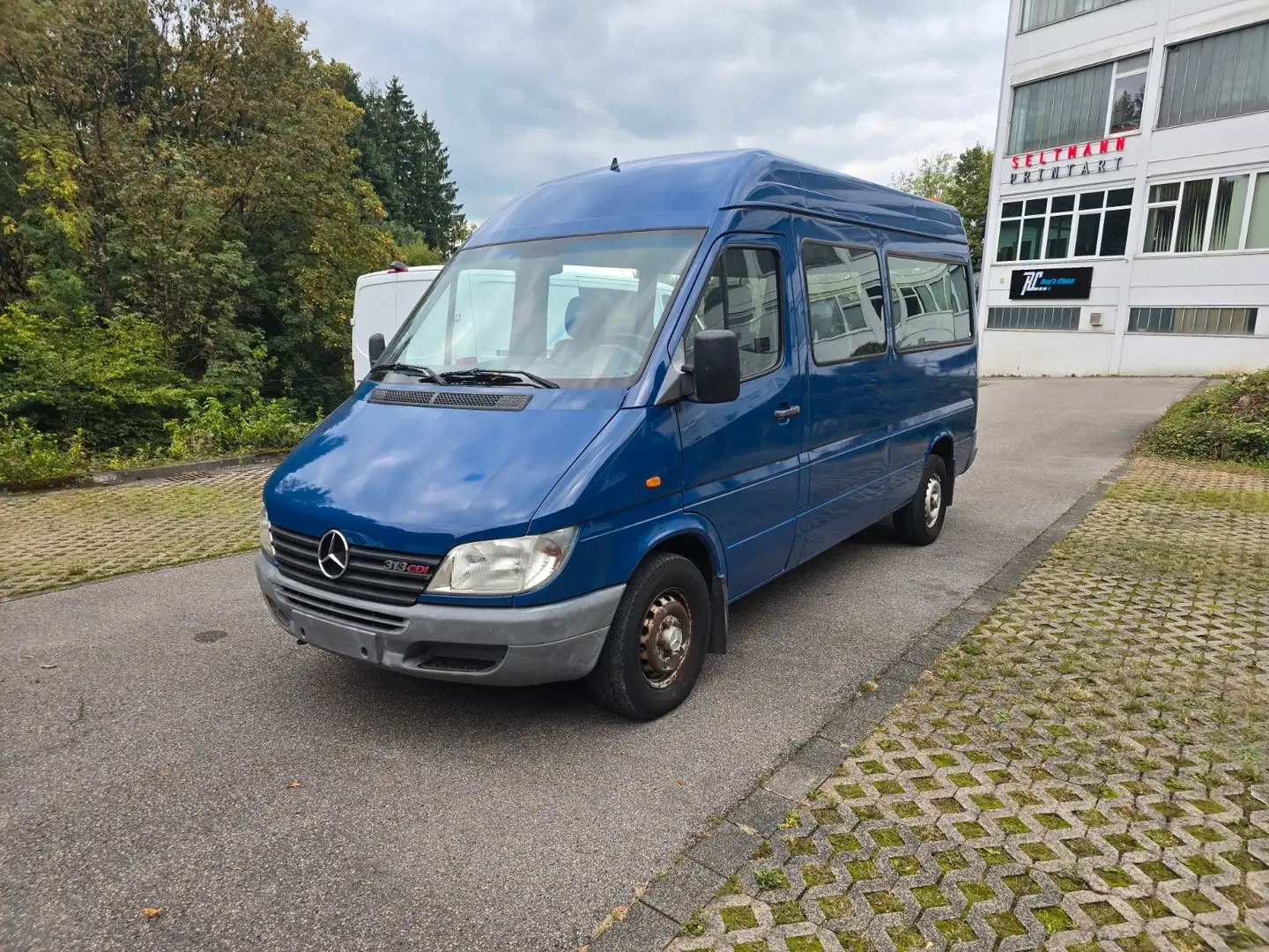 Mercedes-Benz Sprinter Kombi 313 CDI Blau - 2