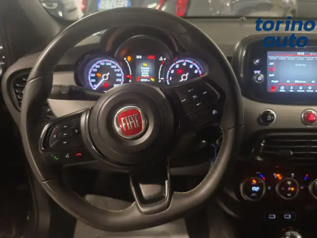 Fiat 500x view 11
